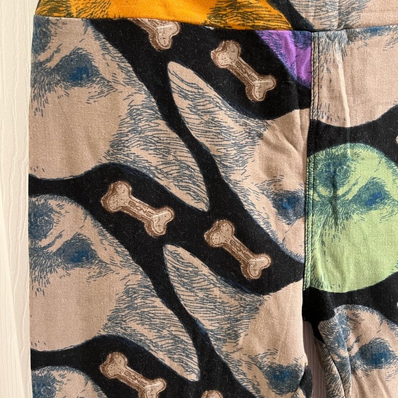 LulaRoe chihuahua leggings - Picture 2 of 3